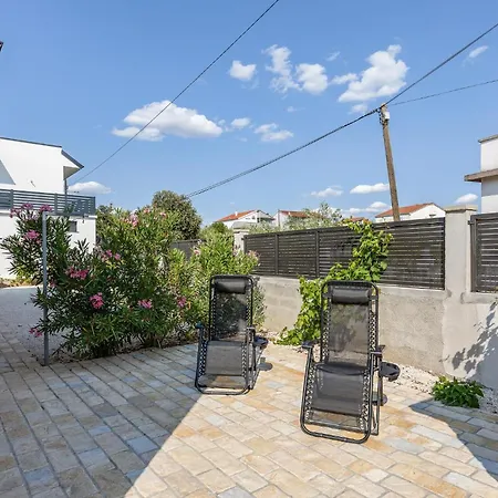 3 Bedroom Beautiful In Vakantiehuis